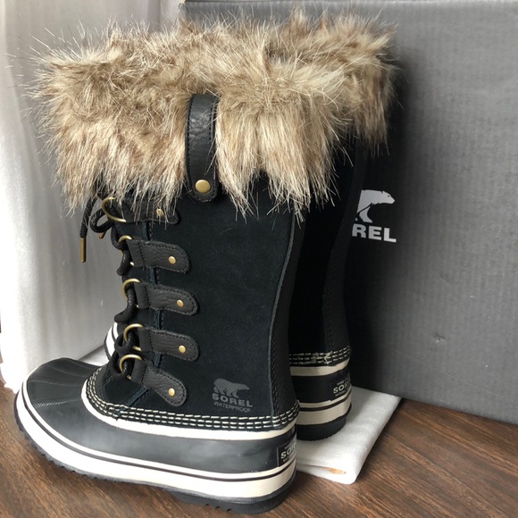 NIB Sorel Joan of Arctic Women’s Winter boot - Picture 2 of 3